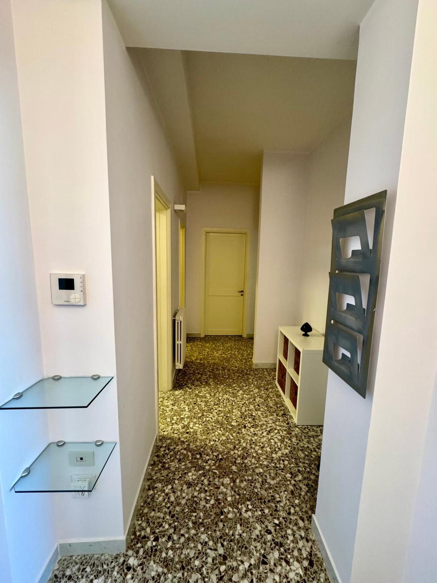4 Balconi House- Appartamento Moderno A Lecce Exterior photo